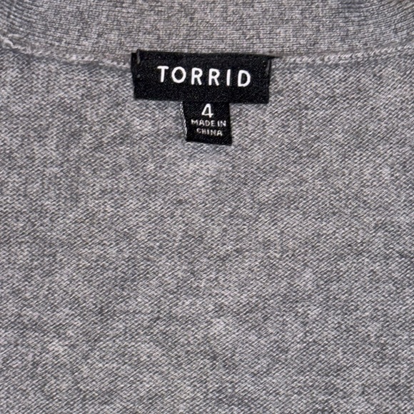 TORRID • SKELETON CARDIGAN • GRAY • SIZE 4 Spooky Halloween - Picture 2 of 9